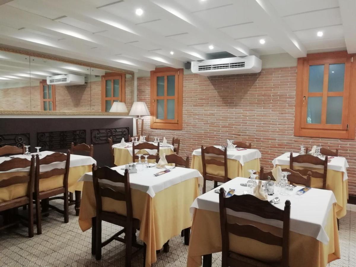 Albergo Ristorante Leon D'Oro Este Kültér fotó
